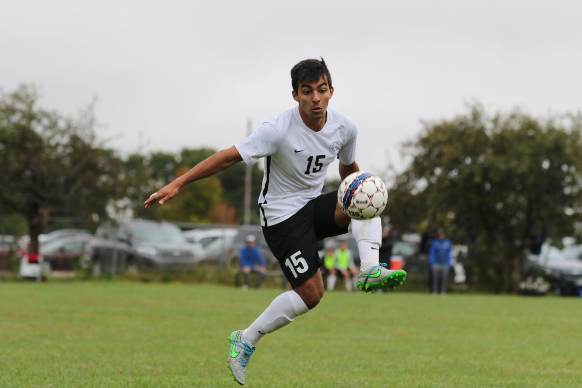 YC Mens Soccer vs Avila (14).JPG